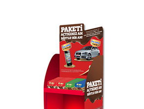 ülker çikolata POP p.o.p. stand kırmızı kare çikolata satış noktası